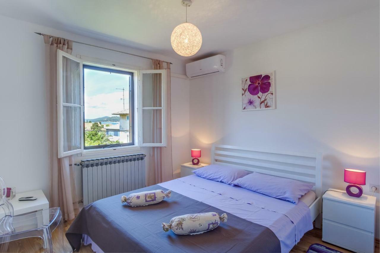 Vila Bugevilija Mali Losinj Exterior photo